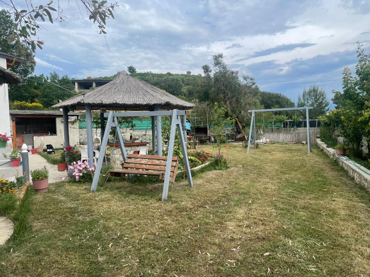 Hotel Vila Andi Zverneci Eksteriør bilde