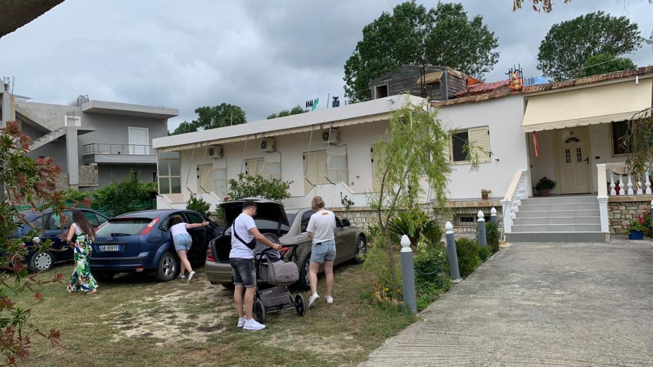 Hotel Vila Andi Zverneci Eksteriør bilde