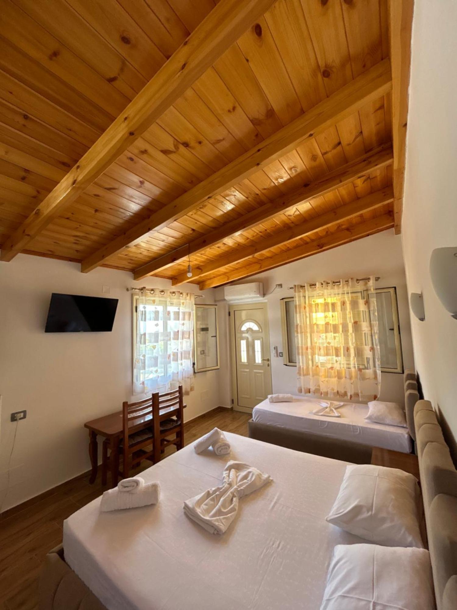 Hotel Vila Andi Zverneci Eksteriør bilde