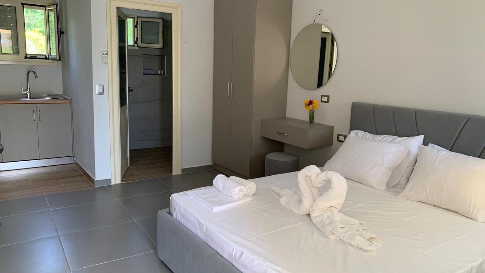 Hotel Vila Andi Zverneci Eksteriør bilde